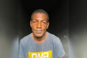 Homem é preso após espancar os três filhos com taco de beisebol em SP