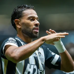 Atlético-MG ganha do Cienciano, vira líder e decide a vida na Sul-Americana em casa Atlético-MG ganha do Cienciano, vira líder e decide a vida na Sul-Americana em casa