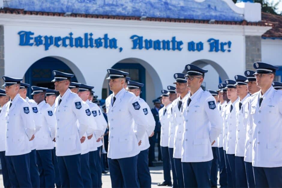 Concurso da Aeronáutica: 235 vagas de nível médio para o CFS Concurso da Aeronáutica: 235 vagas de nível médio para o CFS