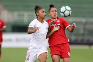 Inter aplica 3 a 0 no Santos fora de casa pelo Brasileirão Feminino