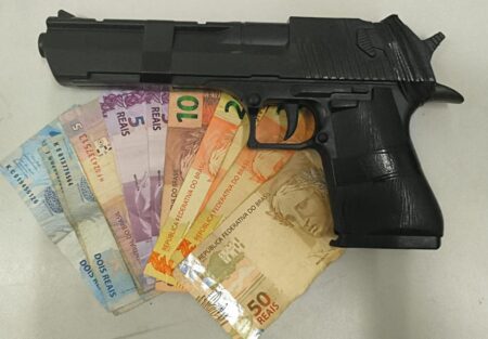 apos-roubo-a-mao-armada,-homem-e-localizado-e-preso-pela-policia-militar-em-navirai