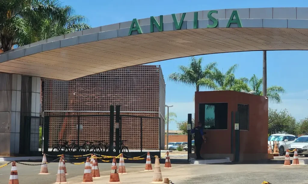 anvisa-determina-apreensao-de-suplementos-da-marca-top-new-e-proibe-comercializacao