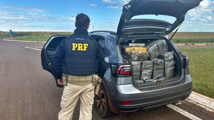 prf-apreende-quase-2-toneladas-de-maconha-em-operacoes-na-br-060