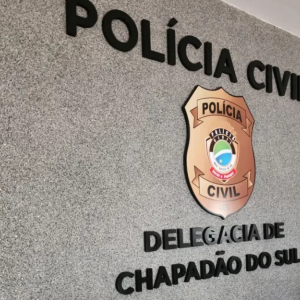 Padrasto é levado à delegacia suspeito de mostrar partes íntimas para enteado de 12 anos padrasto-e-levado-a-delegacia-suspeito-de-mostrar-partes-intimas-para-enteado-de-12-anos