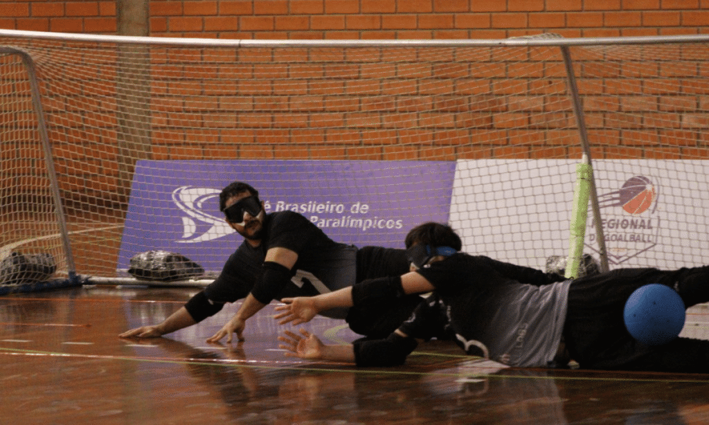 acesa-vence-e-irm-goleia-na-estreia-do-regional-sul-de-goalball