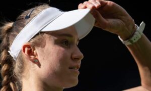 rybakina-vence-e-segue-em-busca-da-lideranca-do-ranking-em-wimbledon 