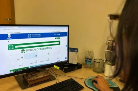 Licenciamento de veículos com placas finais 1, 2 e 3 vence nesta terça-feira em Mato Grosso do Sul
