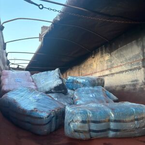 PRF encontra 434,7 quilos de drogas ocultos em carga de minério na BR-262 prf-encontra-434,7-quilos-de-drogas-ocultos-em-carga-de-minerio-na-br-262