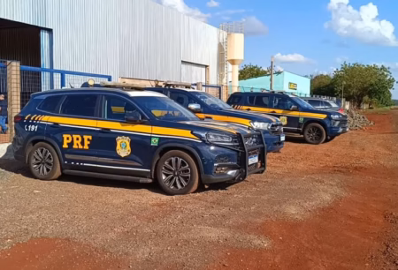 PRF apreende carregamento de maconha que pode chegar a 10 toneladas em Dourados prf-apreende-carregamento-de-maconha-que-pode-chegar-a-10-toneladas-em-dourados