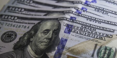 Dólar cai para R$ 5,10, após juros serem mantidos nos EUA dolar-cai-para-r$-5,10,-apos-juros-serem-mantidos-nos-eua